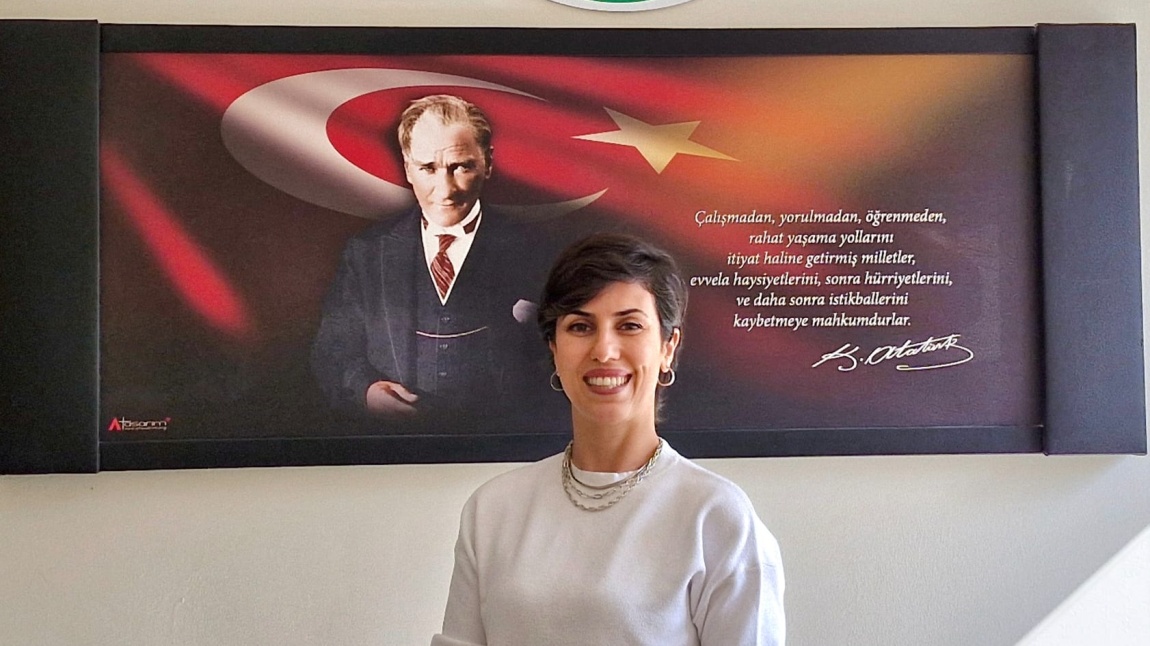 Firuzan SAYGIN - Türkçe Öğretmeni