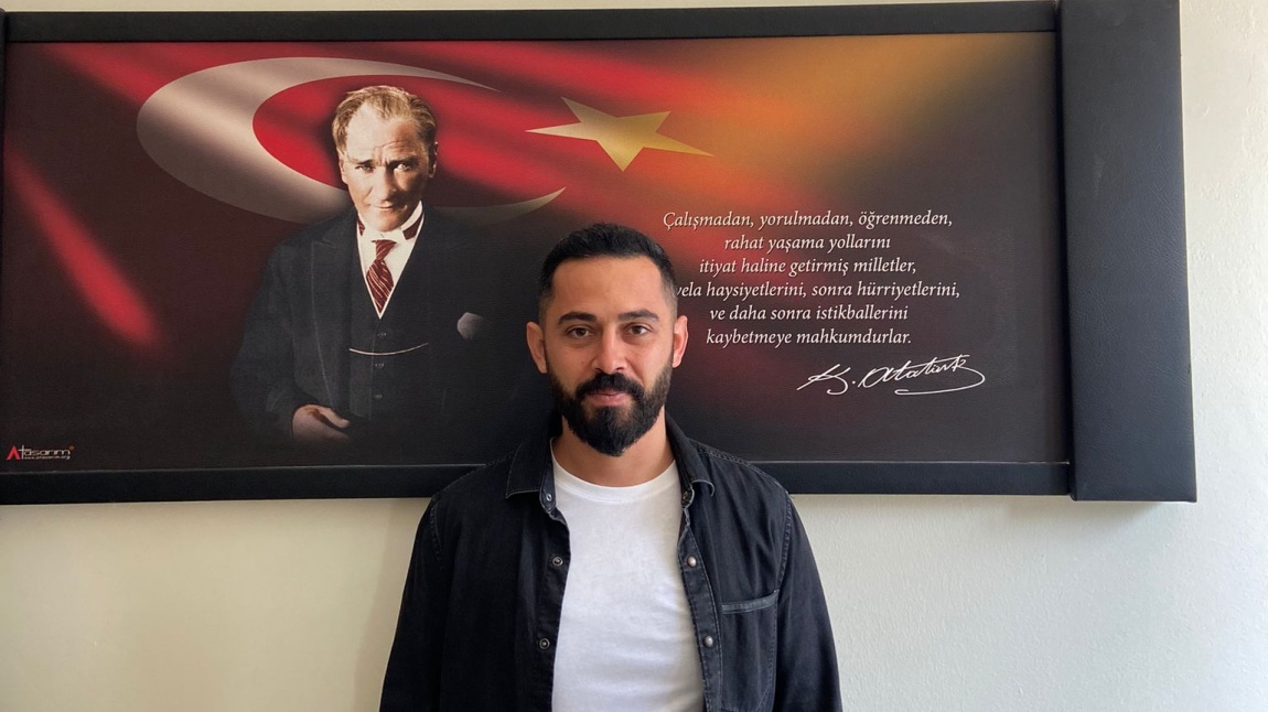 Mehmet Caner DÖNMEZ - Sosyal Bilgiler Öğretmeni